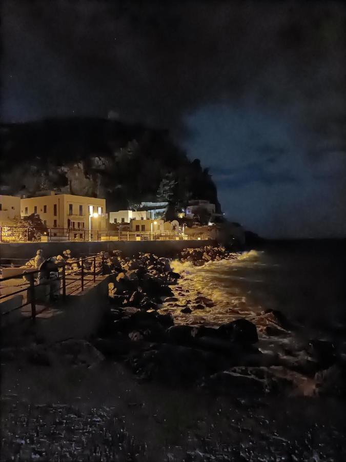 La Rosa Dei Venti Hotel Finale Ligure Exterior foto